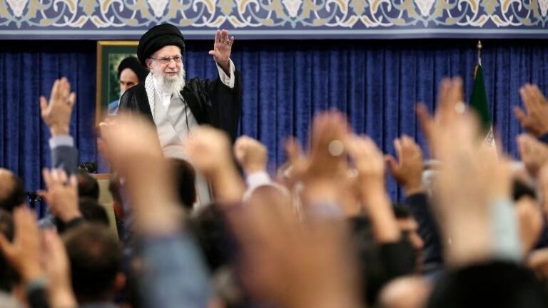 Iran executes ‘spies’, widens espionage definition to include social media