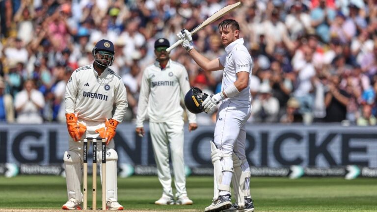 2nd Test, Day 3 Live: Smith, Brook dominate India bowlers